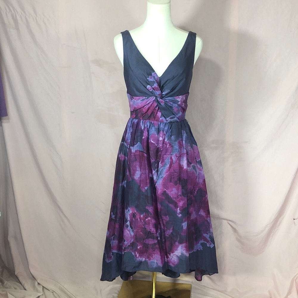Nieman Marcus Silk Blend Purple Floral V-Neck Midi Dress Size 4 Small Medium